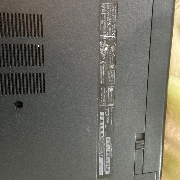 HP LAPTOP - Picture 7 of 8